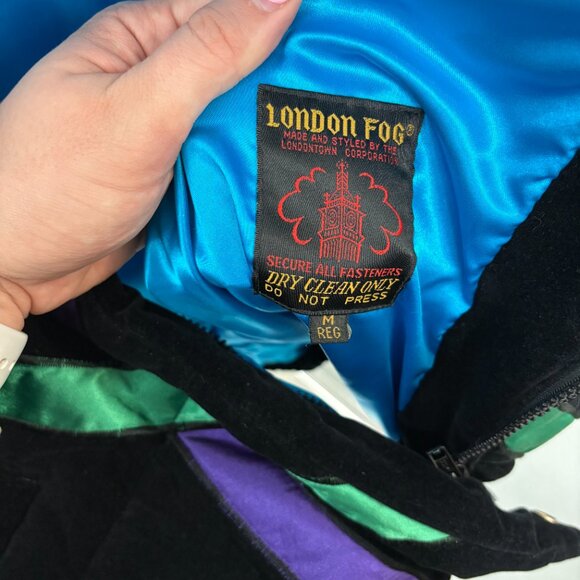 London Fog Vintage Black Swirl Patterned Coat - Picture 3 of 5